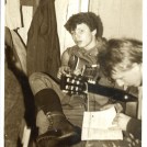 63.Gitarzystów było wielu... (2) (199x)