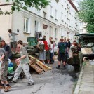 71.2004 - Ostrów Lubelski  - przed wyjazdem pakowanie pod schronem (2004)