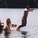 68.2003.07.03-20 - Męcikał, Obóz SZDH Gniazdo, na obozowym kąpielisku (2003)