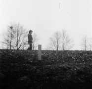 1992.03.27-29 - Rajd Arsenał, na sobotniej grze terenowej, zastęp młodszoharcerski z