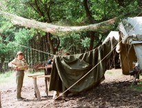 1995.07.03-24 - Obóz Izby,przed namiotem 1 SDH-y (dh z 4 SDH-y)