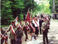 Przygotowania do przemarszu na polanę
